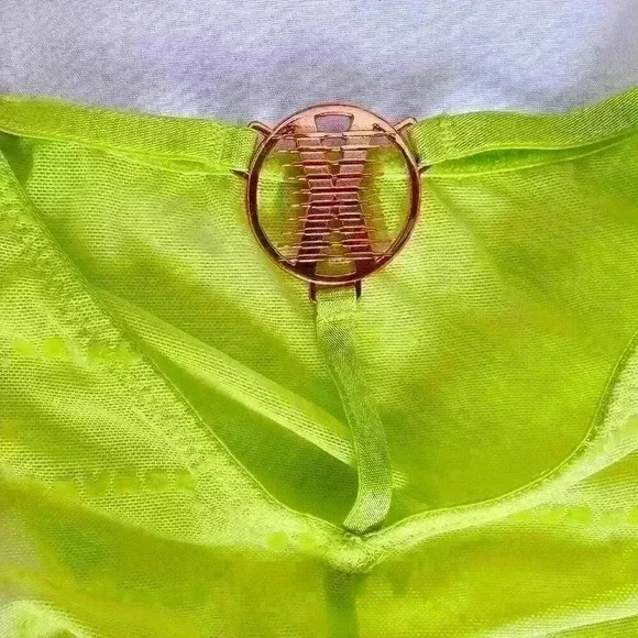 😍 NWT 😍 Savage x Fenty Flocked Logo Brazilian Panty, Acid Lime, Size Small - Picture 4 of 8